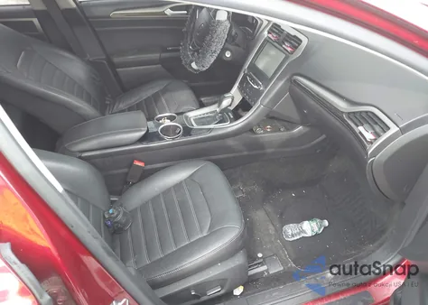 2013 Ford Fusion Se z USA, uszkodzony, nr VIN 3FA6P0HR6DR381437